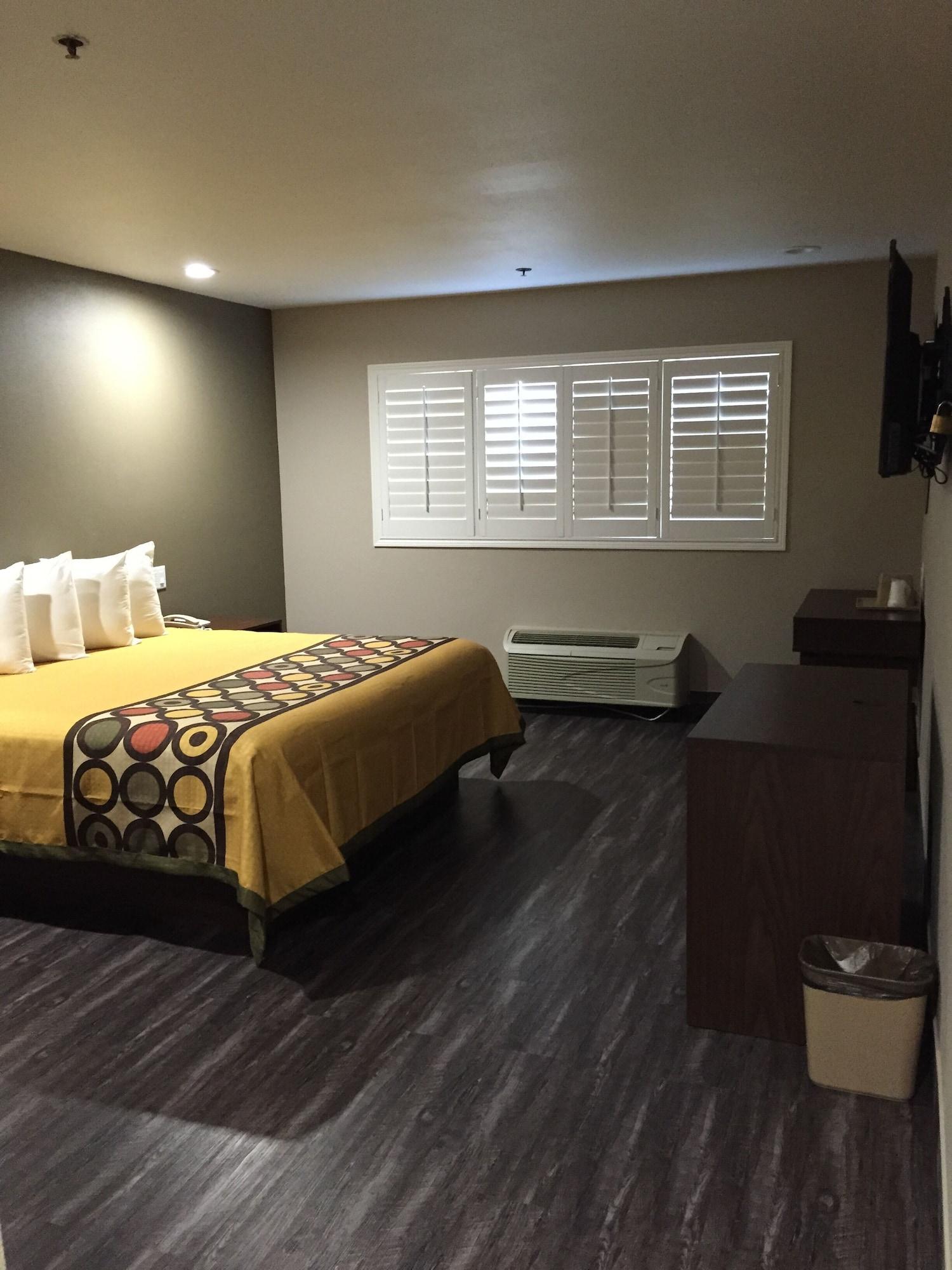 Super 8 By Wyndham National City Chula Vista Zewnętrze zdjęcie