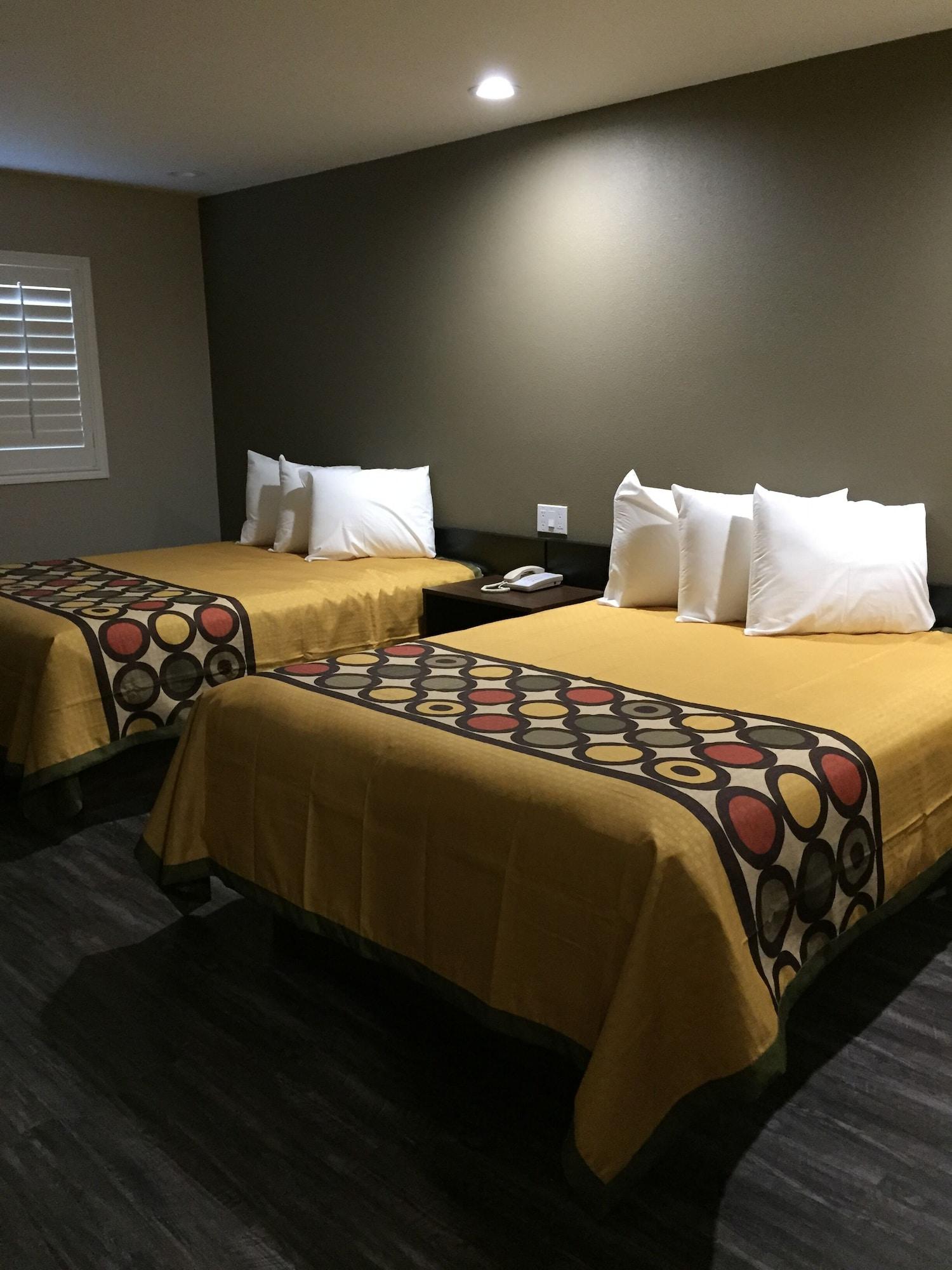 Super 8 By Wyndham National City Chula Vista Zewnętrze zdjęcie