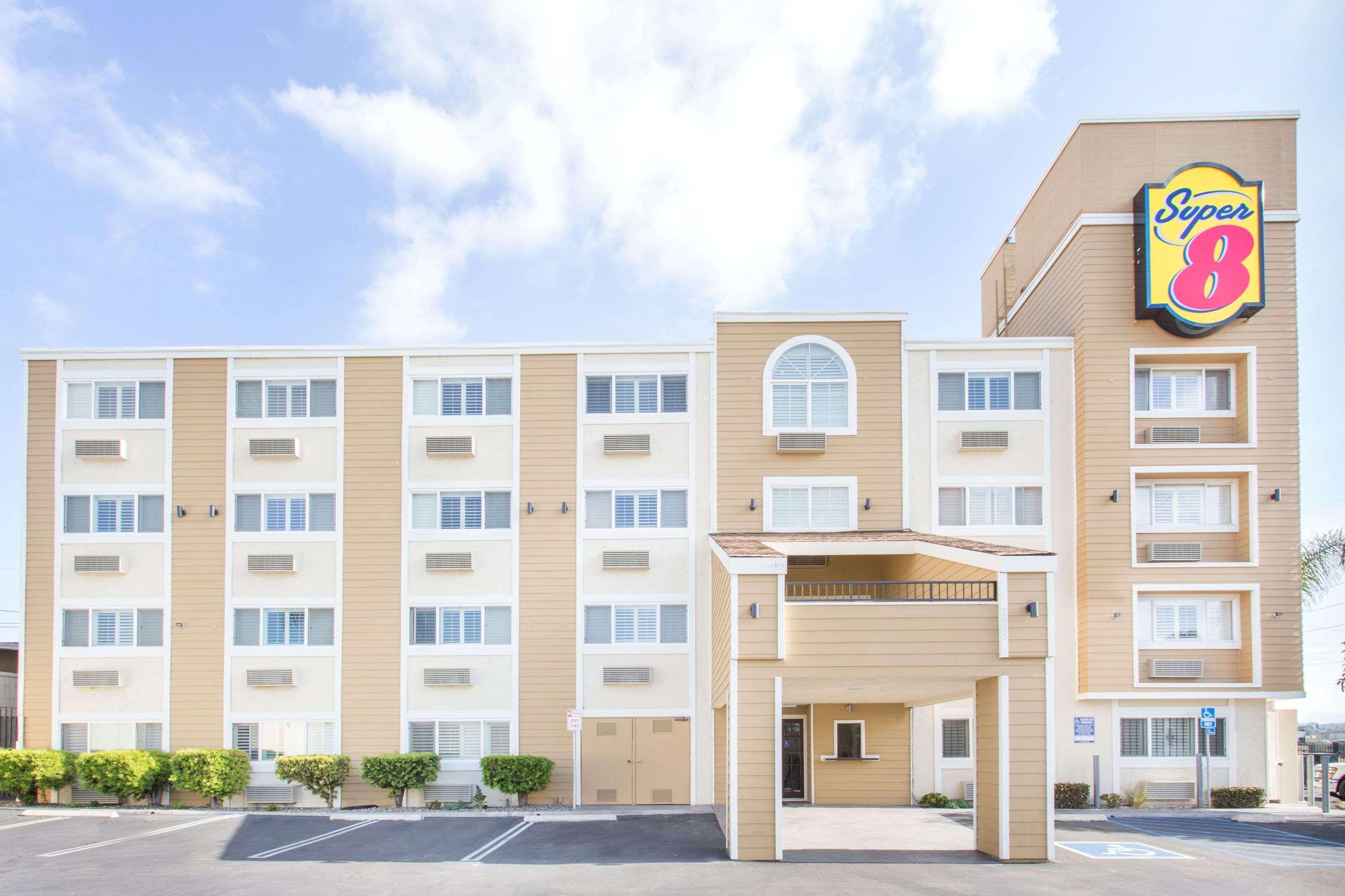 Super 8 By Wyndham National City Chula Vista Zewnętrze zdjęcie