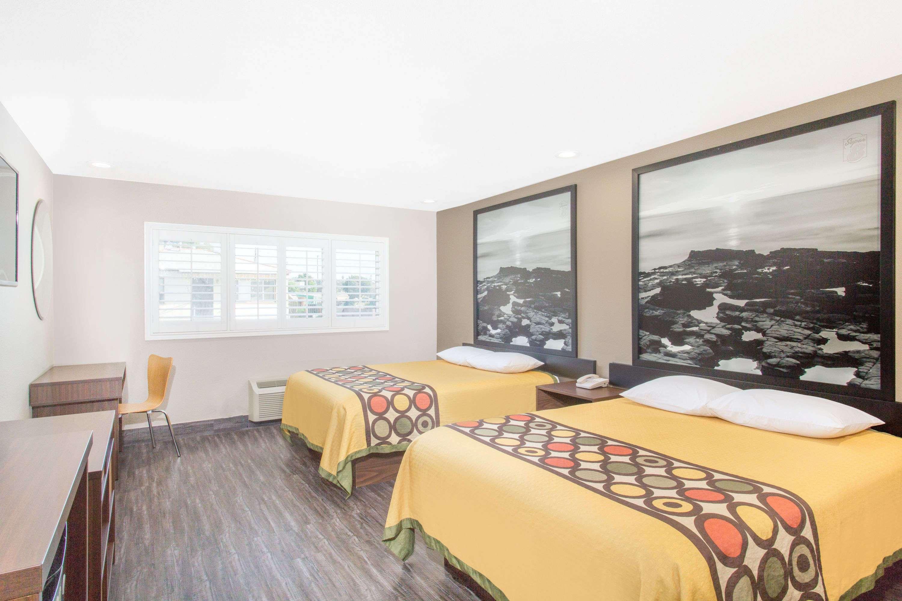 Super 8 By Wyndham National City Chula Vista Zewnętrze zdjęcie