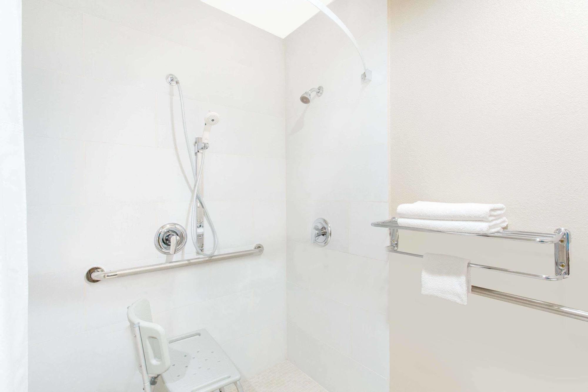 Super 8 By Wyndham National City Chula Vista Zewnętrze zdjęcie