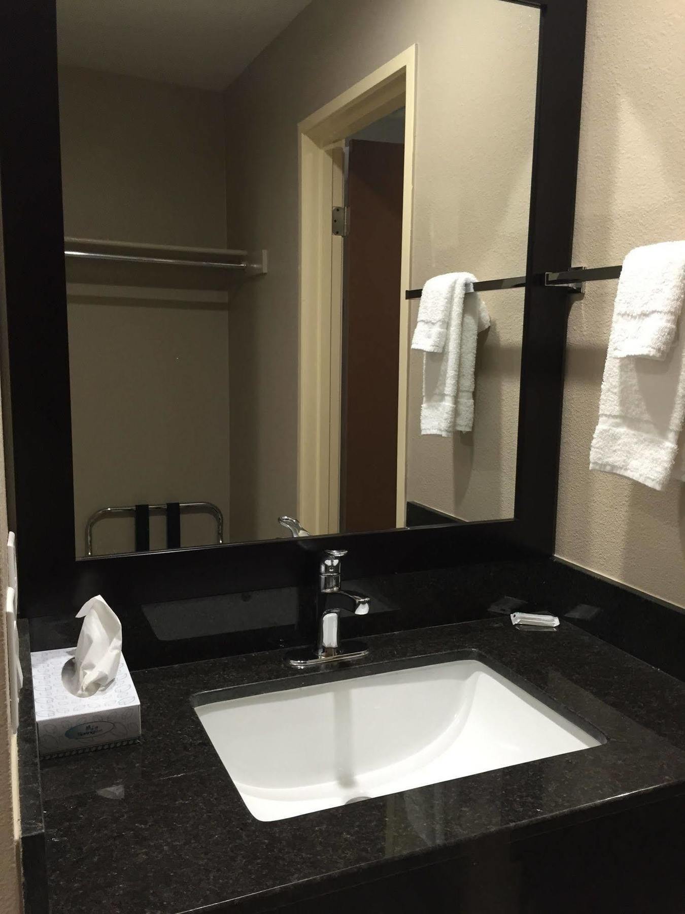 Super 8 By Wyndham National City Chula Vista Zewnętrze zdjęcie